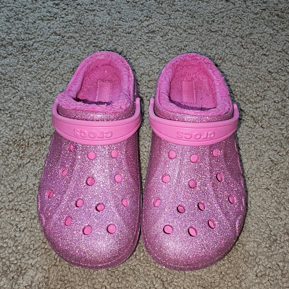 Crocs Kids J3 Pink Glitter Lined Clogs Fuzzy Winter Shoes